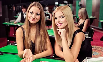 Chuyên viên hỗ trợ khách hàng của 888win chính thức